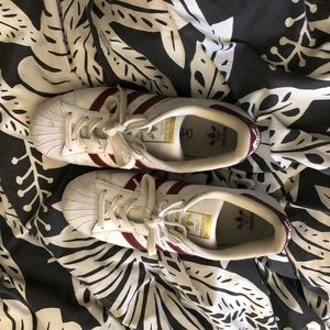 Maroon and White Adidas Superstar shoes Ortholite